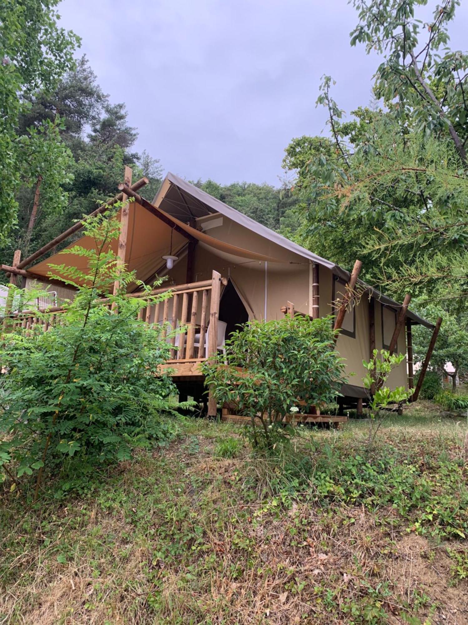 Camping Calme Et Nature Iserand Vion  Exterior photo